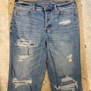 AE tomgirl jeans, size 10